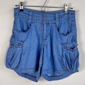 Monteau Chambray Cargo Shorts